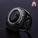 ホルスの目を宿した大サイズクローズドリング｜ザーコニア × チタニウムで放つファッショナブルな高級感