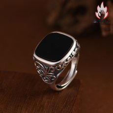 画像5: Antique Jewelry S925 シルバー ヴィンテージ加工 唐草紋 スクエア 黒瑪瑙埋め込み オープンリング メンズ シンプル個性派 (5)