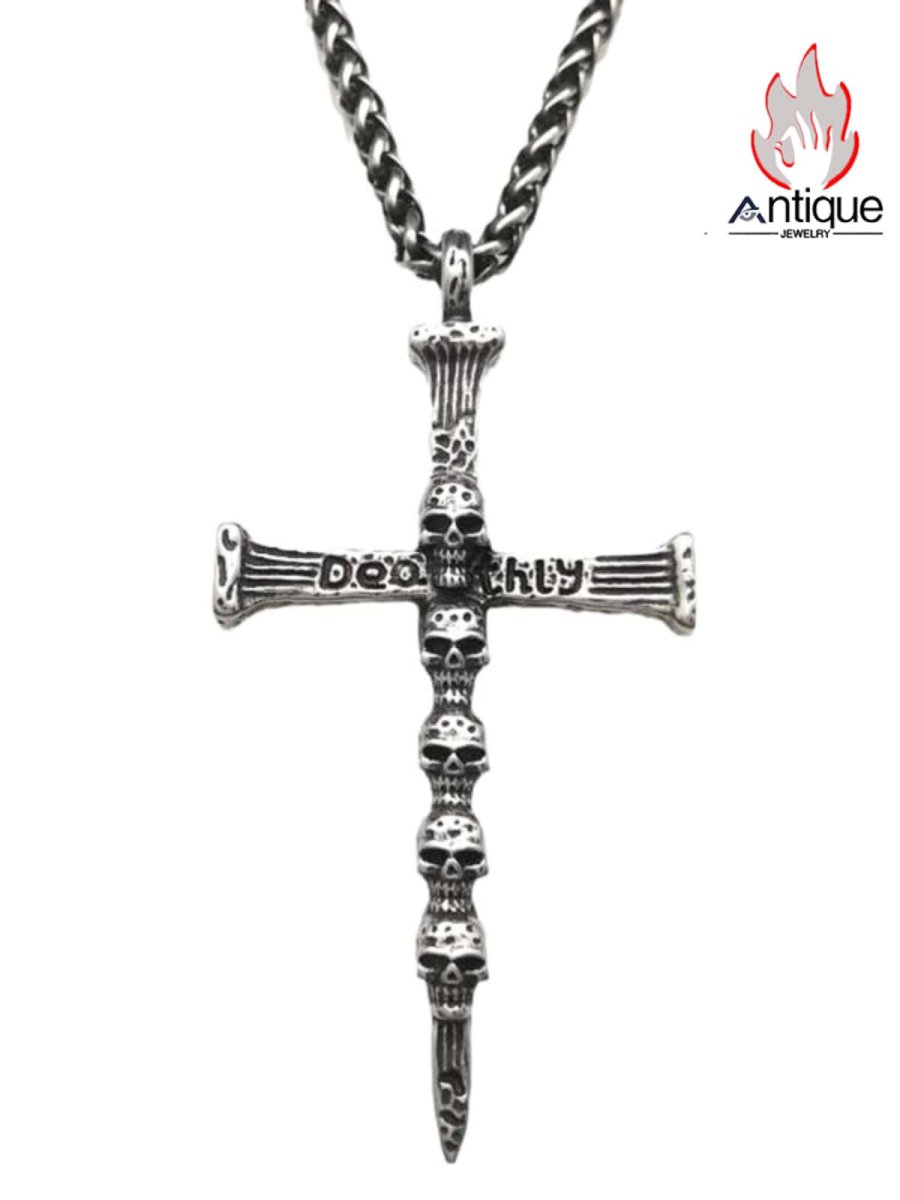 画像1: Antique Jewelry 暗黒スカルキャロルクロスネックレス、レトロパンクスチール、欧米の個性的な男性のロックサタンペンダント (1)
