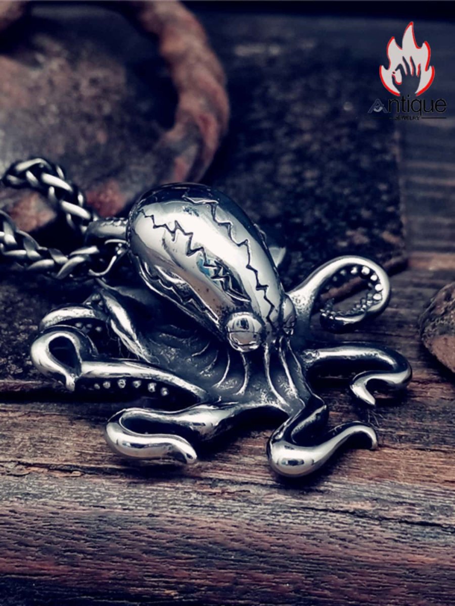 画像2: Antique Jewelry カリブ 海のクトゥルフペンダント 深海の巨大生物 オリジナル メンズ ヴィンテージセーターチェーン (2)