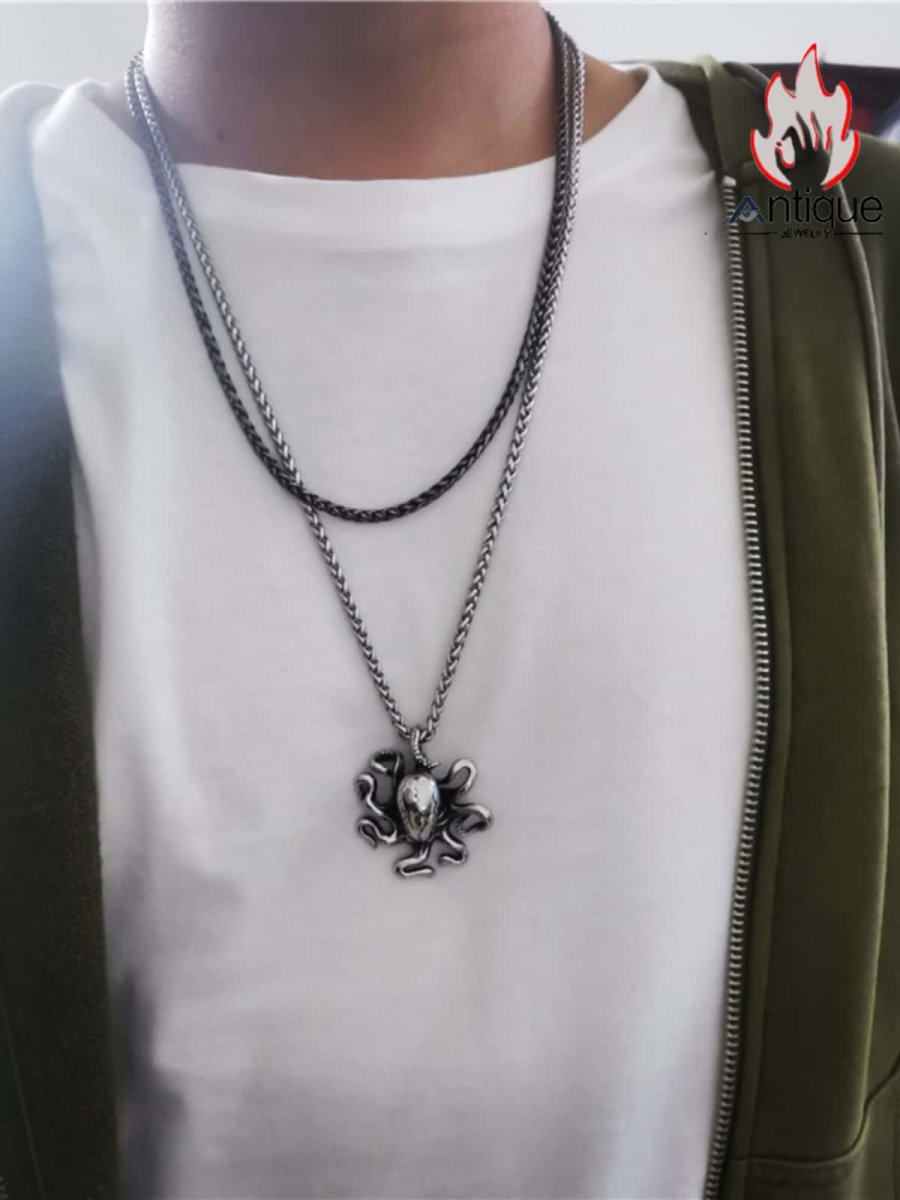 画像5: Antique Jewelry カリブ 海のクトゥルフペンダント 深海の巨大生物 オリジナル メンズ ヴィンテージセーターチェーン (5)