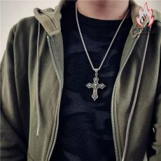 画像5: Antique Jewelry メンズ クロスネックレス オリジナルデザイン ダークスカル レトロパンク & ヒップホップ チタンスチール製 (5)
