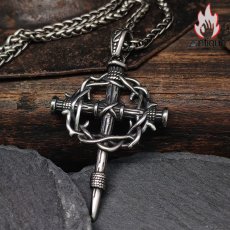 画像5: Antique Jewelry レトロスタイル 茨の輪 クロス釘 メンズネックレス 欧米風 個性的 チタンスチールペンダント (5)