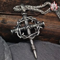 画像6: Antique Jewelry レトロスタイル 茨の輪 クロス釘 メンズネックレス 欧米風 個性的 チタンスチールペンダント (6)