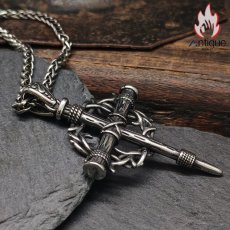 画像7: Antique Jewelry レトロスタイル 茨の輪 クロス釘 メンズネックレス 欧米風 個性的 チタンスチールペンダント (7)
