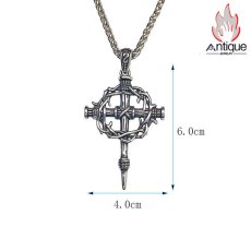 画像8: Antique Jewelry レトロスタイル 茨の輪 クロス釘 メンズネックレス 欧米風 個性的 チタンスチールペンダント (8)