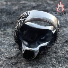 画像9: Antique Jewelry 欧米パンクスタイル 三角 翼 リング ドクロ タイタニウム合金 リング 大サイズ ダークファッション アクセサリー (9)