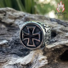 画像1: Antique Jewelry 「クロスフレイムメダル」リング チタン鋼 おしゃれなアクセサリー (1)