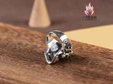 画像4: Antique Jewelry S925 純銀 髑髏 スカル パンク ゴシック メンズ 指輪 人差し指 リング オープン サイズ調整可能 ヴィンテージ アンティーク加工 レトロ 錆風デザイン (4)