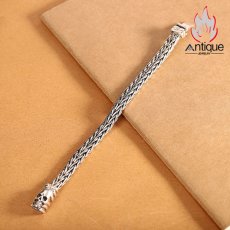 画像3: Antique Jewelry S925 純銀 レトロファッション 厚手ツイスト編み込み メンズブレスレット スカルドクロ バイカースタイル 個性アクセサリー (3)