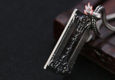 画像7: Antique Jewelry S925 純銀 トランプ K キング ペンダントネックレス スカルドクロモチーフ ヒップホップスタイル クリエイティブ個性デザイン メンズアクセサリー (7)