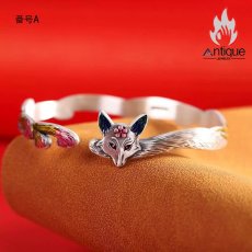 画像2: Antique Jewelry S999 純銀 手彫り 九尾狐 七宝焼き ブレスレット 小キツネモチーフ レディース オープン式 指輪＆バングル ファッション個性アクセサリー (2)