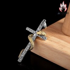 画像4: Antique Jewelry S925 シルバー製 クロスに蛇が纏うペンダント ヴィンテージ ゴシック メンズネックレス (4)