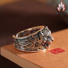 画像3: Antique Jewelry S925 シルバー 精密仕上げ 百獣の王タイガーデザインリング ゴールド焔柄 メンズタイガーヘッドリング (3)