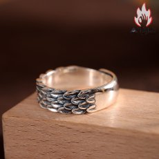 画像2: Antique Jewelry S925 シルバー 龍鱗デザインリング ユニセックス ヴィンテージ調 カップル用 オープンリング (2)