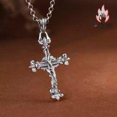 画像2: Antique Jewelry S925 シルバー ドクロクロスペンダントネックレス メンズ アンカー 十字薔薇 パンク調 ヴィンテージ (2)