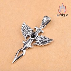 画像7: Antique Jewelry S925 シルバー製 守りの翼デザイン 天使の羽クロス オニクス装飾 男女兼用ペンダント (7)