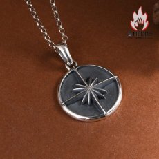画像5: Antique Jewelry S925 シルバー 円盤コンパス 八芒星ペンダント 十字星芒太陽図案 ヴィンテージ風 ユニセックス (5)