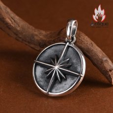 画像6: Antique Jewelry S925 シルバー 円盤コンパス 八芒星ペンダント 十字星芒太陽図案 ヴィンテージ風 ユニセックス (6)