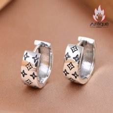 画像2: Antique Jewelry S925 シルバー レディース クロススターピアス デザイン性抜群 レトロで高級感のあるフープイヤリング (2)