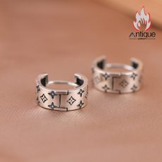 画像3: Antique Jewelry S925 シルバー レディース クロススターピアス デザイン性抜群 レトロで高級感のあるフープイヤリング (3)
