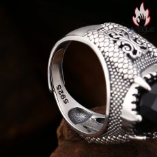 画像4: Antique Jewelry S925 純シルバー 龍鱗＆龍爪彫刻 メンズ指輪 分厚い重厚感 多面カットブラックジルコニア レトロ ゴシックスタイル アクセサリー (4)