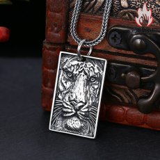 画像3: Antique Jewelry S925 純銀 精巧作り 虎頭角プレートペンダント メンズ シンプルスタイル ゴシック調 ファッションアクセサリー (3)
