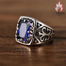 画像4: Antique Jewelry 白羊座の蝶リング - 男性用の蝶の装飾が美しく、ブルーキラキラの水晶をあしらった、古風でおしゃれな925銀の食指リング (4)