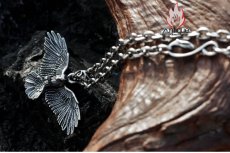 画像13: Antique Jewelry メンズアーティスティックネックレス/フェザーペンダント/文芸的/チタンスチール製/レトロなデザイン (13)