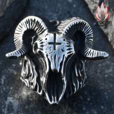 画像2: Antique Jewelry 悪魔サタンのヤギの頭のリング 男性用 洋風アンティーク 十字チタンスチールの個性的な指輪、個性溢れる手元飾り (2)