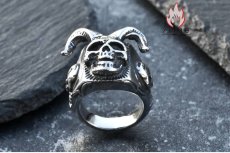 画像7: Antique Jewelry ダークな悪魔スカルリング 男性用 欧米風のチタンステンレススチール製指輪、個性的なアンティークデザインで万能にお使いいただけるアクセサリー (7)
