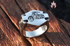 画像9: Antique Jewelry スカルバイクリング 男性用 ヒップホップ風個性的なオートバイ指輪、チタンステンレススチール製、欧米風鬼ヘッドモーターサイクルアクセサリー (9)