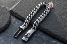 画像9: Antique Jewelry 香水スカルブレスレット メンズ チタン鋼バングル ユニークなレトロデザインの手飾り (9)