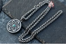 画像14: Antique Jewelry メンズネックレス レトロデザイン 両面彫り 蓮花 & 六字真言 チタンスチールペンダント (14)