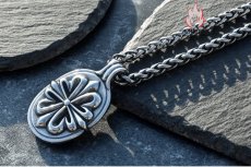 画像8: Antique Jewelry メンズ クロスネックレス ヒップホップ & 欧米風 チタンスチールペンダント レトロ 万能使い (8)