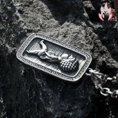 画像7: Antique Jewelry 個性的な仏陀ペンダント メンズ レトロなチタンスチール毛糸ネックレスで、小規模なデザインの万能アクセサリー (7)