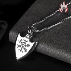 画像3: Antique Jewelry メ盾牌ネックレス チタン鋼 ヴァイキング コンパス 逆三角形ペンダント レトロ 学生向けアクセサリー (3)