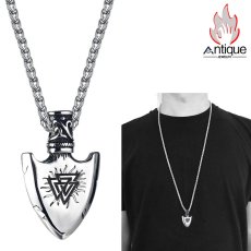 画像6: Antique Jewelry メ盾牌ネックレス チタン鋼 ヴァイキング コンパス 逆三角形ペンダント レトロ 学生向けアクセサリー (6)